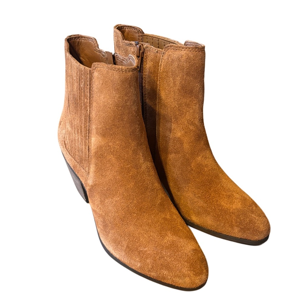 NWT Frye Sandra Chelsea Suede Ankle Block Heel Boot Size 7.5